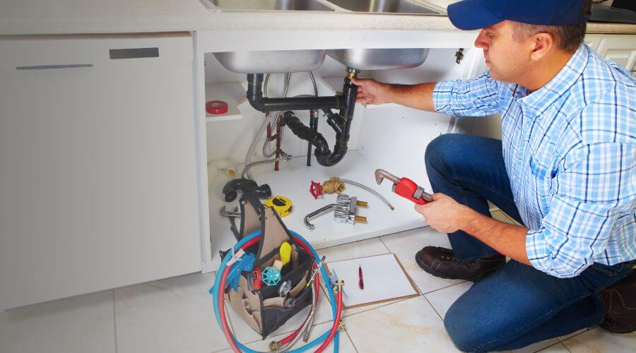 Expert burst pipe repair services in Reese, MI